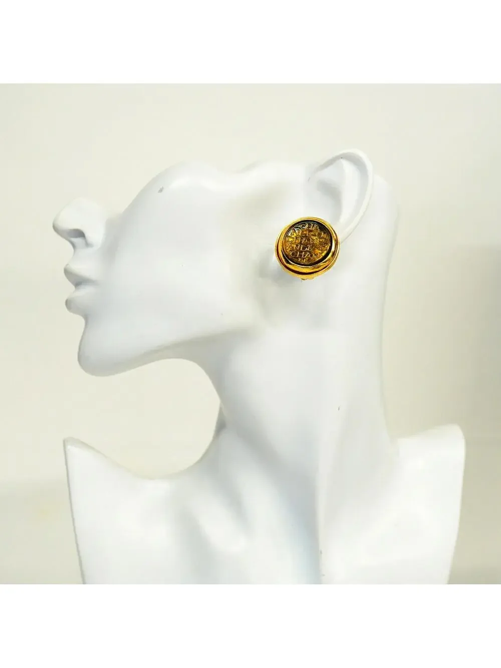 Chanel Cc Logo Circle Clip-On Earrings #357919C81B